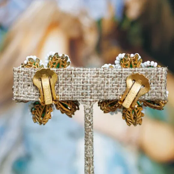 Miriam Haskell Green Seed Beads Clip-on Earrings - Picture 2 of 3